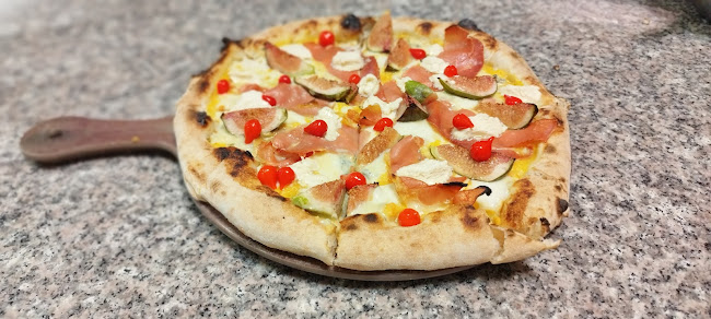 Pizzeria Novi Saloon