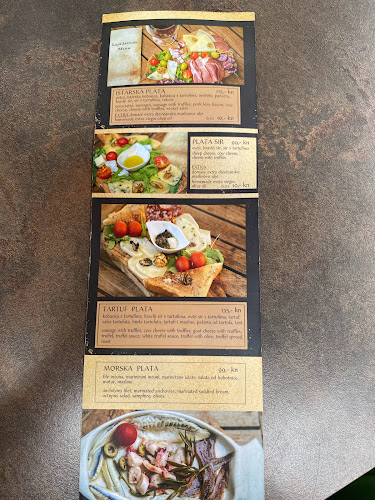 Comentarii opinii despre Lapidarium