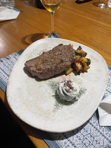 Ruže put 19, 22232, Zlarin