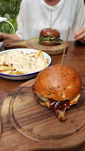 Submarine Burger Bundek - Zagreb