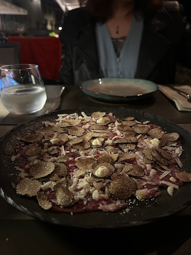 Opinii despre Bistro Bar Montona Gallery în Motovun - Gastronomija i ugostiteljstvo