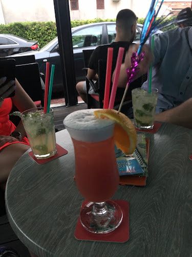 Caffe bar Oscar - Gastronomija i ugostiteljstvo