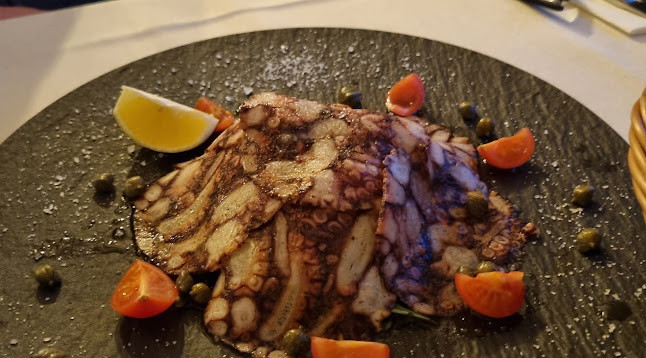 Šetalište Vice Zulima - Virulice 3, 21218, Seget Donji