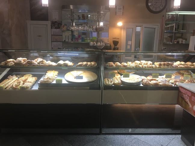 Porat 2, 21400, Supetar