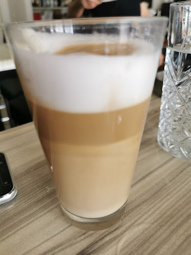 Porat 50, 21410, Postira