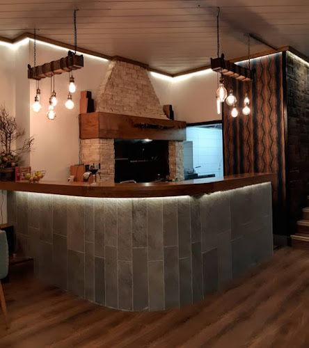 Ul. don Mihovila Pavlinovića 11, 21300, Makarska