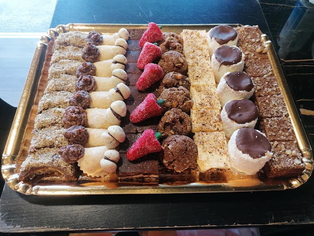 Stari Brend - Sirobuja - Gastronomija i ugostiteljstvo