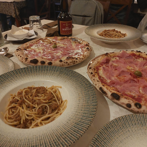 Bistro-pizzeria Luna - Gastronomija i ugostiteljstvo