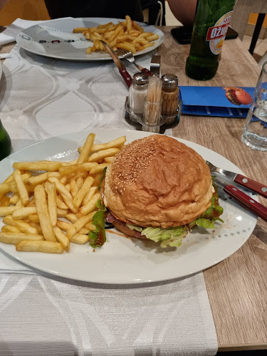 Pečenjarnica More - Gastronomija i ugostiteljstvo