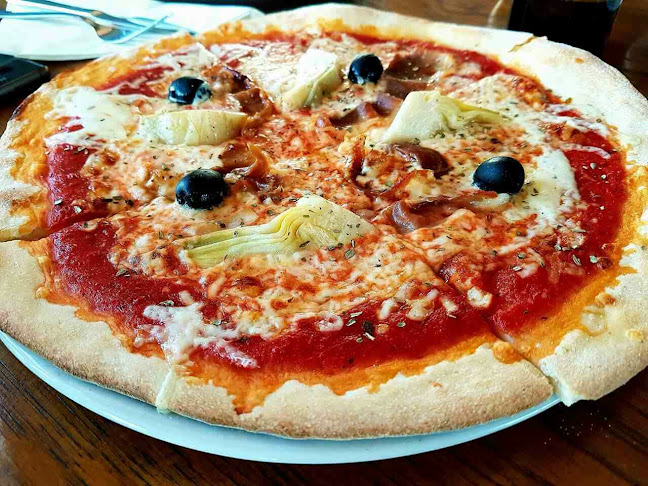 "Kuzina" grill & pizza