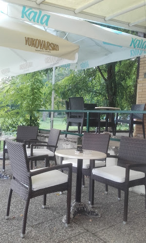 Opinii despre Beach champ caffe în Zagreb - Gastronomija i ugostiteljstvo