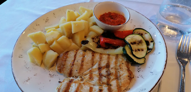 Opinii despre Bistro Andrija în Sveti Filip i Jakov - Gastronomija i ugostiteljstvo