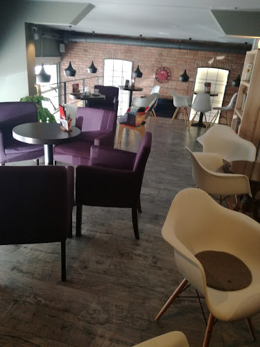 Cafe Di Fjaka - Gastronomija i ugostiteljstvo