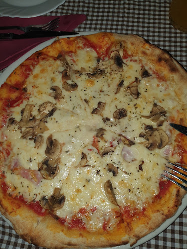 Corto Maltese - Gastronomija i ugostiteljstvo