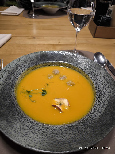 Restoran Crna svinja - Gastronomija i ugostiteljstvo