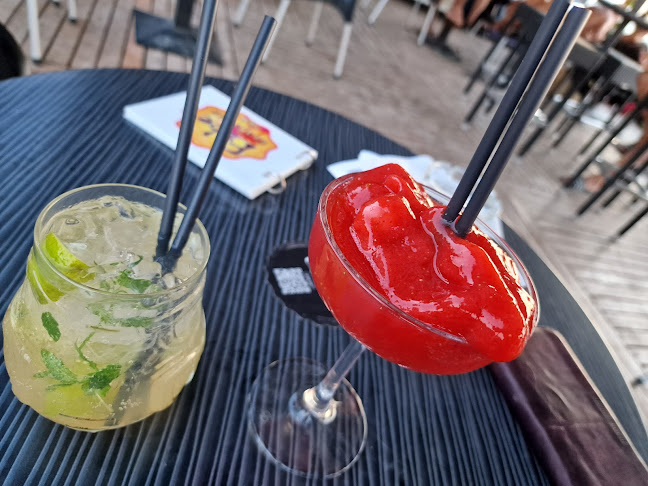 Beach Bar Babe - Novalja