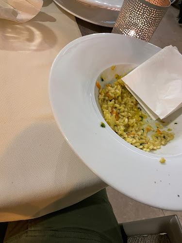 Comentarii opinii despre Gostiona Marina