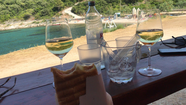 Opinii despre Beach bar Trstena în Postira - Gastronomija i ugostiteljstvo