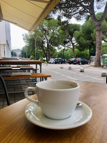 Destino Coffee & Wine Bar - Gastronomija i ugostiteljstvo