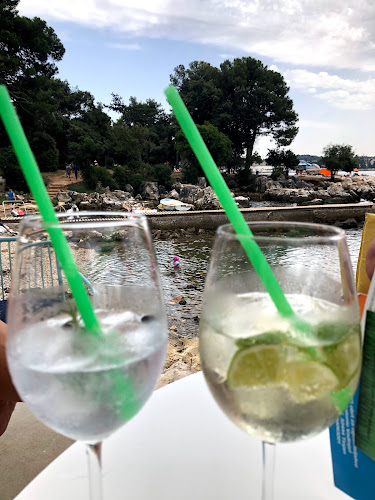 Splash Beach Bar - Gastronomija i ugostiteljstvo