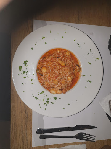Restaurant Torre Fleisch- u. Fischgerichte, Pasta, Risotto - Tar