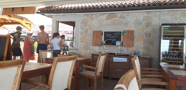 Comentarii opinii despre Bistro & beach bar "Tunar"