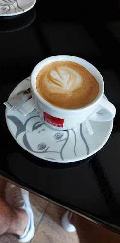 Opinii despre Caffe Bar Croatia în Beli Manastir - Gastronomija i ugostiteljstvo