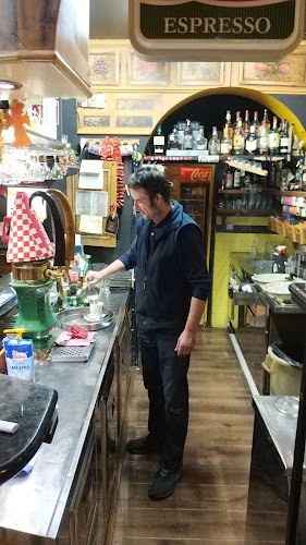 Opinii despre Caffe bar Kaktus în Sisak - Gastronomija i ugostiteljstvo