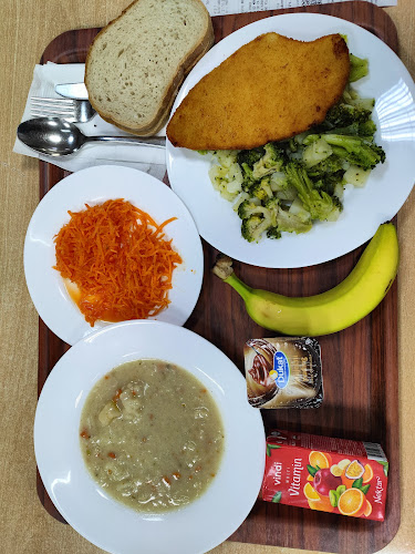 Studentski restoran Cvjetno naselje - Gastronomija i ugostiteljstvo