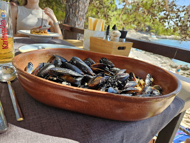 Veli klanac 105, 23287, Veli Rat