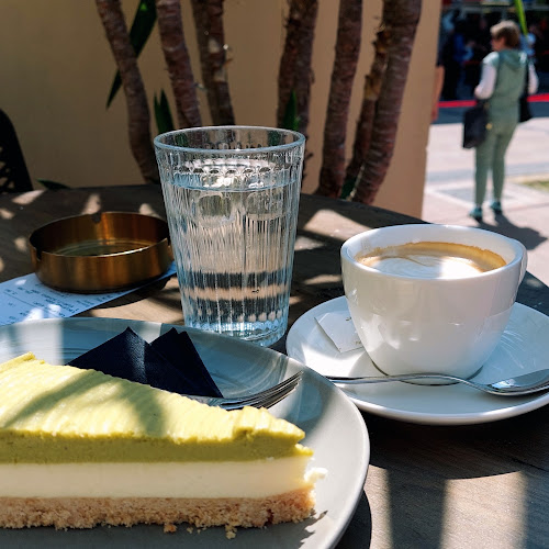 Opinii despre Kavana Piaf în Bjelovar - Gastronomija i ugostiteljstvo