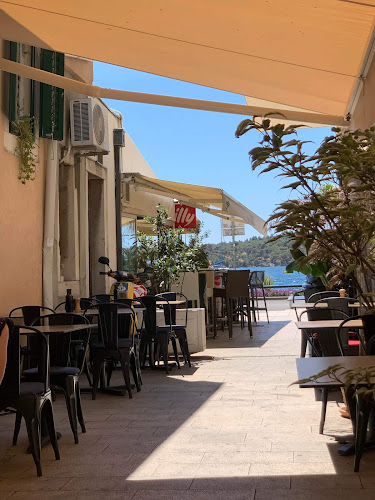 Restoran & Pizzeria The bar