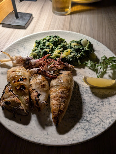 TORETA Cafe & Restaurant