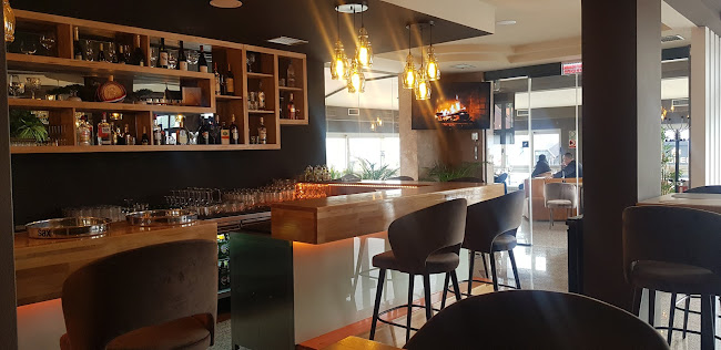 Comentarii opinii despre CASTELLO Caffe Bar Pizzeria Grill