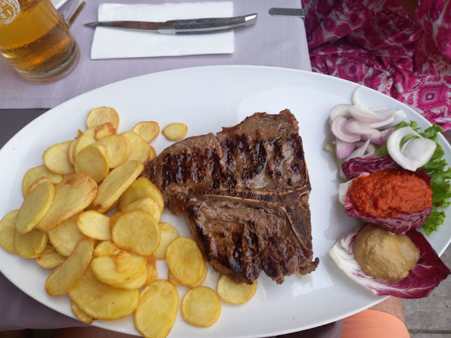 Trg hrvatskih velikana 7, 23210, Biograd na Moru