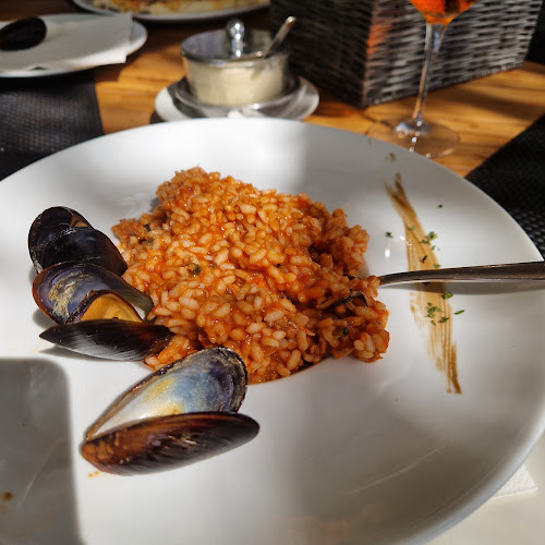 Comentarii opinii despre Riviera Restaurant and Bar