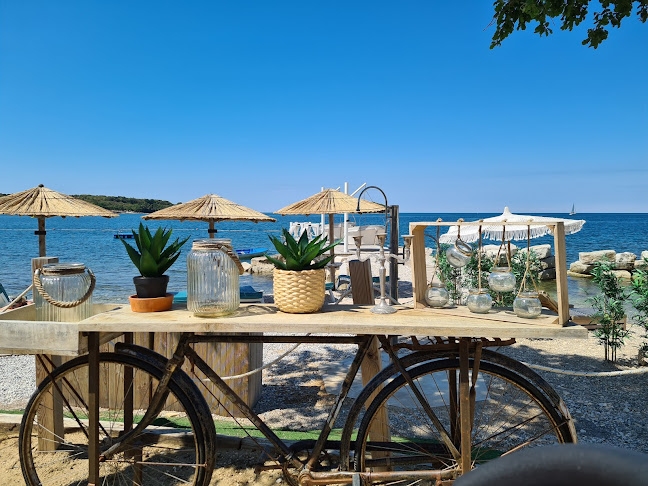 Opinii despre D’or Beach Club în Funtana - Gastronomija i ugostiteljstvo