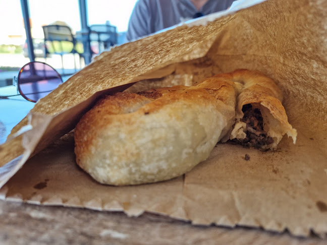 Opinii despre Pekara Nikolac în Opuzen - Gastronomija i ugostiteljstvo