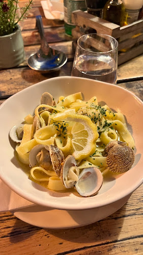 Opinii despre Konoba Kaciol în Biograd na Moru - Gastronomija i ugostiteljstvo