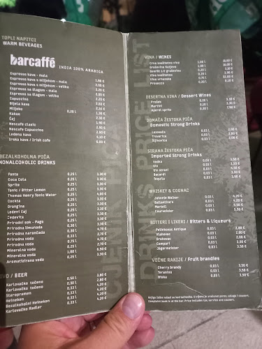 Opinii despre bistro Olea în Tučepi - Gastronomija i ugostiteljstvo