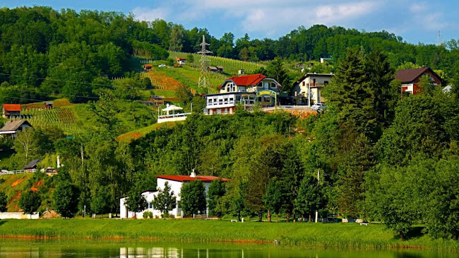 Opinii despre Restoran Prva postaja în Duga Resa - Gastronomija i ugostiteljstvo
