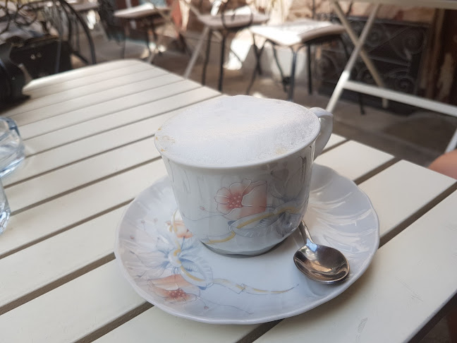 Kavana Lav - Gastronomija i ugostiteljstvo