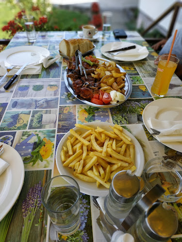 Restoran i smještaj Bumerang - Gastronomija i ugostiteljstvo