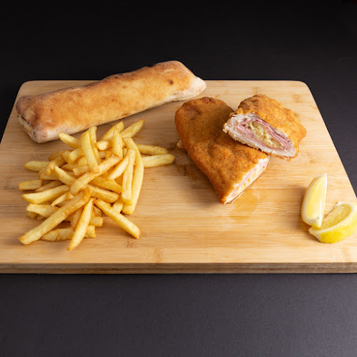 Pisarovinska ul. 32, 10000, Zagreb