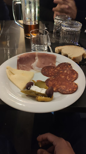 Riva 6, 51000, Rijeka