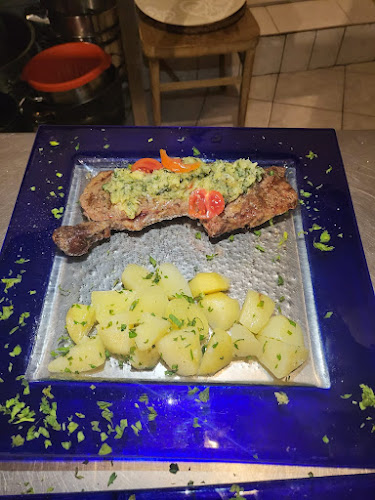 Opinii despre Restaurant & Winery Huljić în Jelsa - Gastronomija i ugostiteljstvo