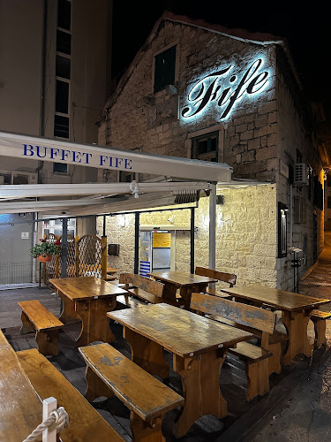 Buffet Fife - Gastronomija i ugostiteljstvo