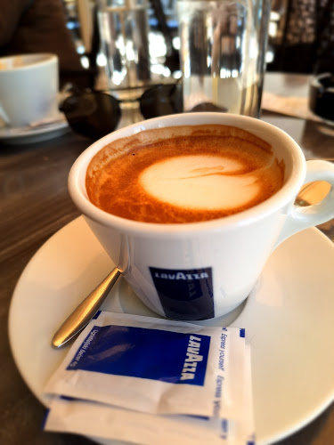 Opinii despre Bristol Caffe Bar în Zadar - Gastronomija i ugostiteljstvo