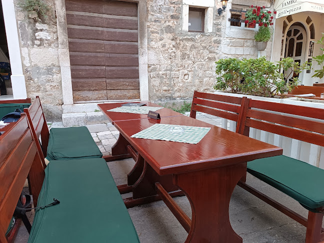 Ul. Blaženog Augustina Kažotića 9, 21220, Trogir