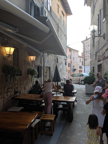 Sveti Mihael 1, 52470, Umag